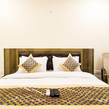 Fabhotel Signature Cyber Park Delhi  Eksteriør billede
