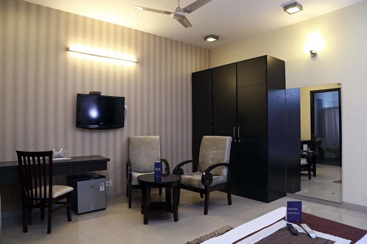 Fabhotel Signature Cyber Park Delhi  Eksteriør billede