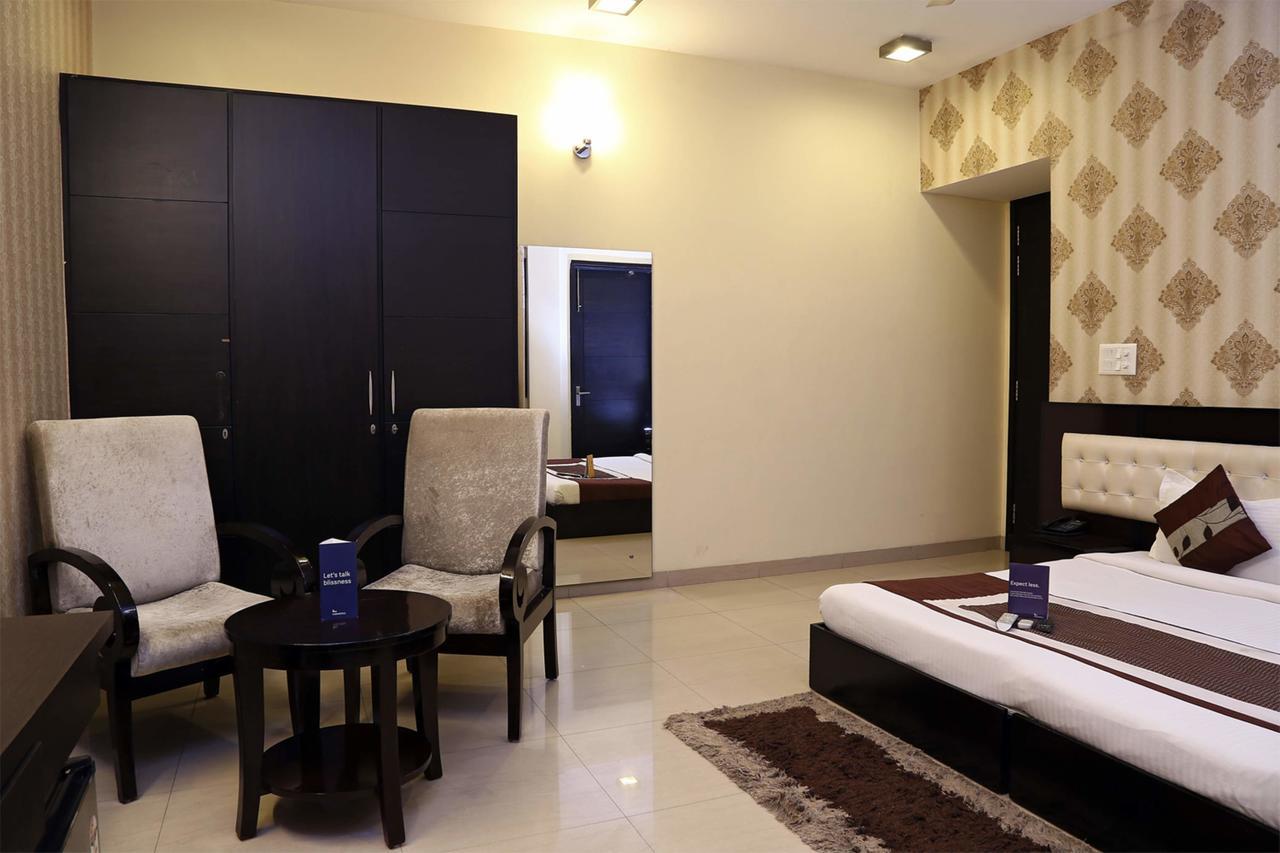 Fabhotel Signature Cyber Park Delhi  Eksteriør billede