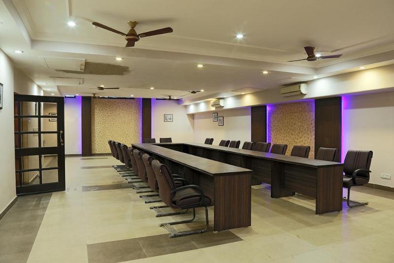 Fabhotel Signature Cyber Park Delhi  Eksteriør billede