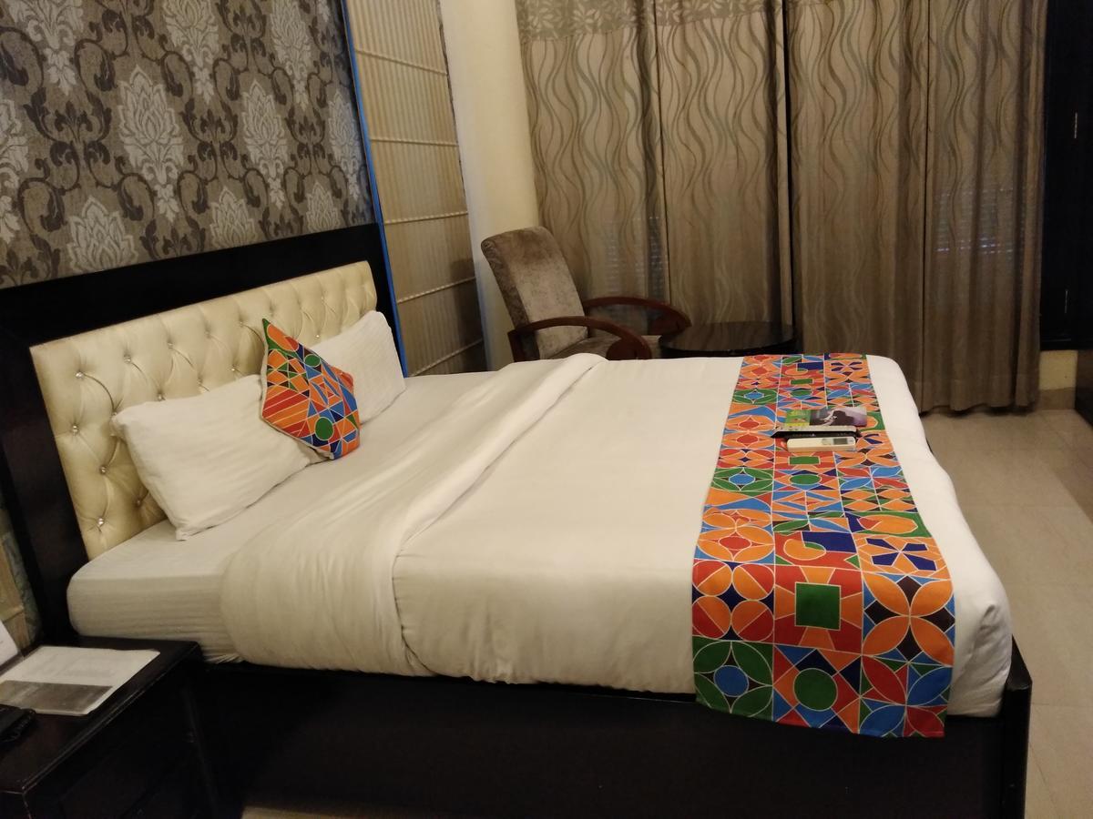 Fabhotel Signature Cyber Park Delhi  Værelse billede