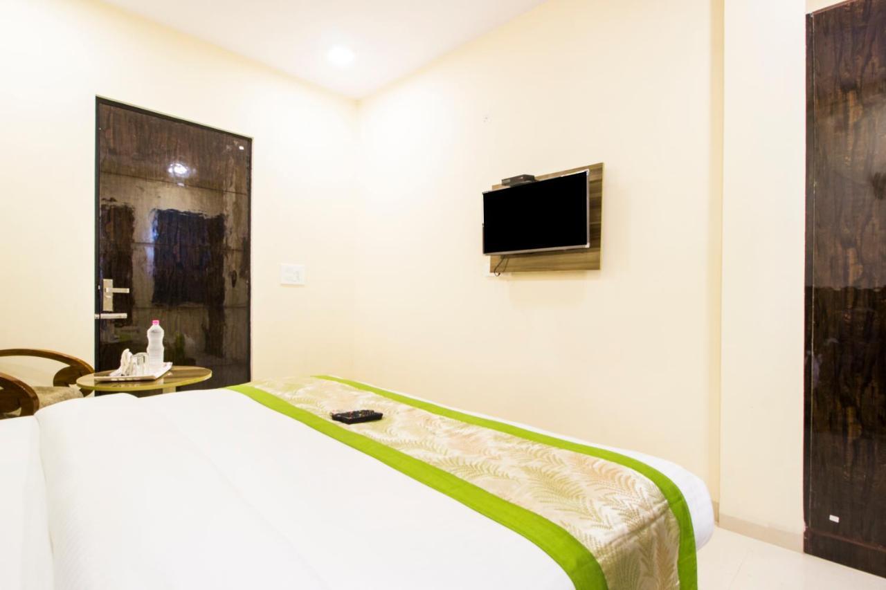 Fabhotel Signature Cyber Park Delhi  Eksteriør billede